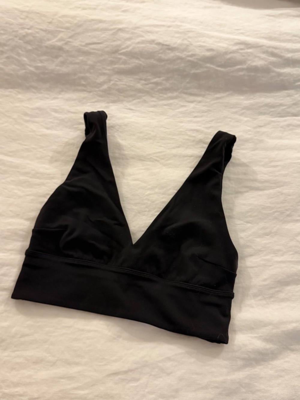 Align V-Neck Bra